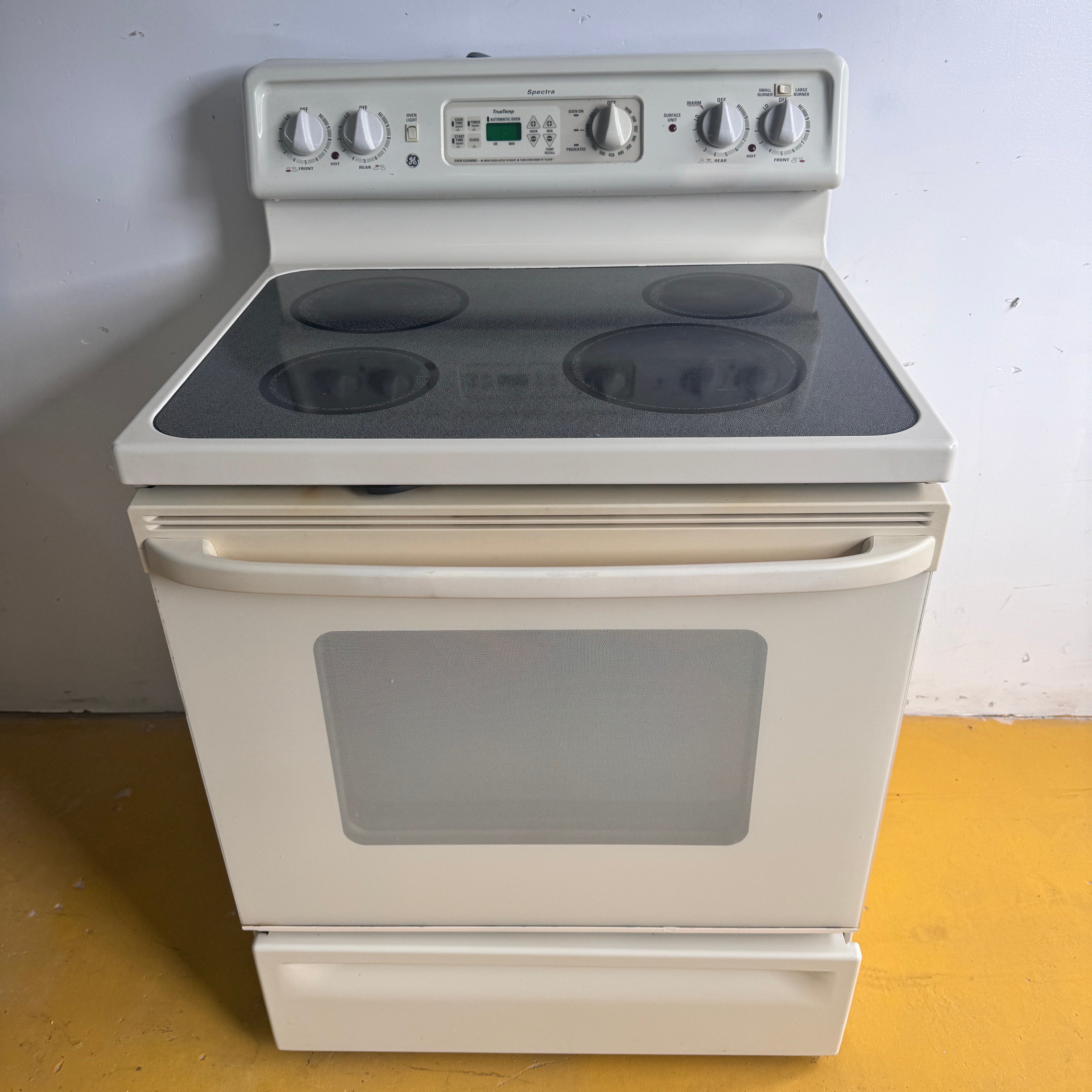 GE Electric Stove GE Electric Stove